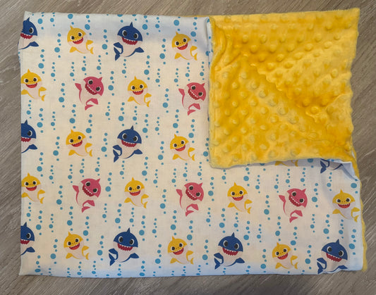RTS - Baby Shark w/ Yellow